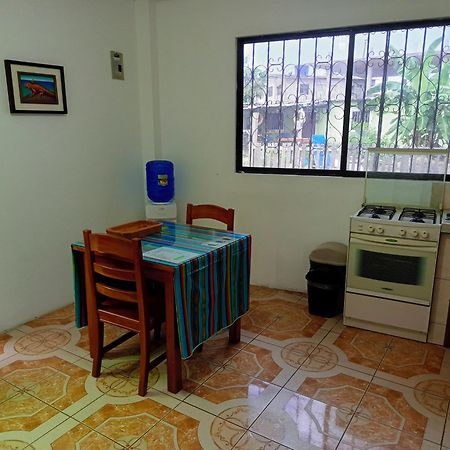 Teresita'S House Suites Con Cocina Privada Puerto Baquerizo Moreno Extérieur photo