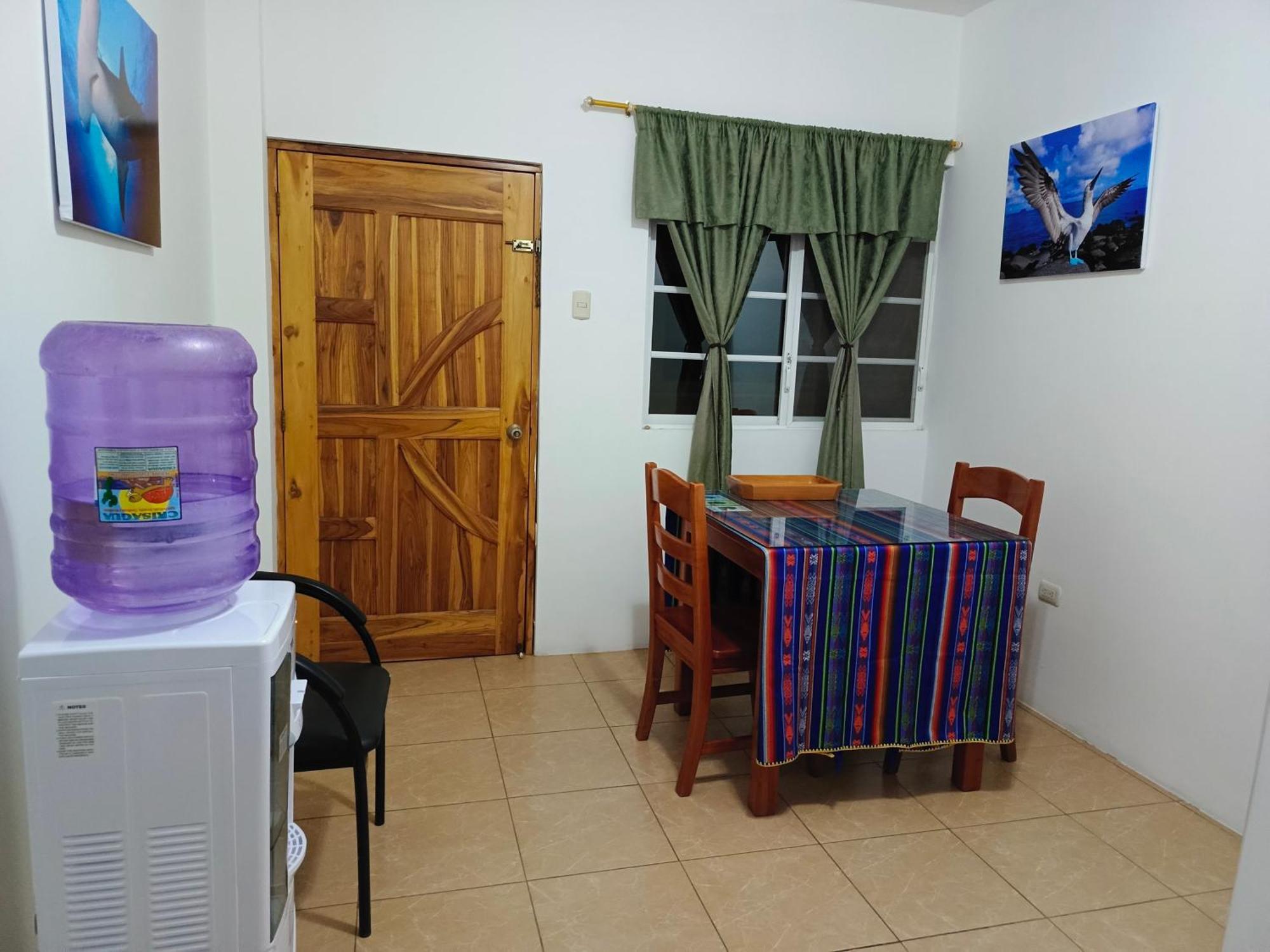 Teresita'S House Suites Con Cocina Privada Puerto Baquerizo Moreno Extérieur photo